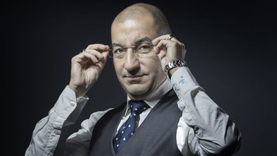 مستشار لوبان يصف الأحداث في فرنسا بالحرب الأهلية