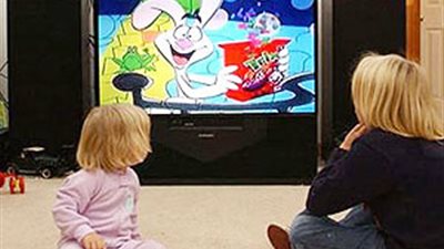 احذري.. التلفاز له 7 أضرار على طفلك