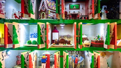 زوجان يشيدان تقويم الكريسماس بـ 450 ألف قطعة ليجو (صور)