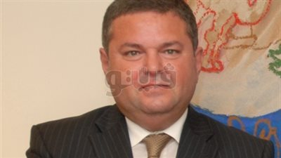 وزير قطاع الأعمال يوافق على محاكمة 9 محامين بـ«العربية للأدوية»