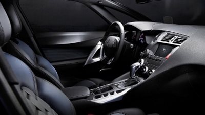 جمارك السيارة «سيتروين دي إس» الواردة من السعودية