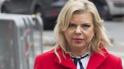 توصيات رسمية بتوجيه اتهامات الرشوة إلى زوجة نتنياهو