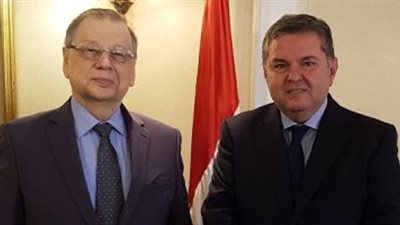 وزير قطاع الأعمال يبحث مع السفير الروسي تعزيز التعاون المشترك