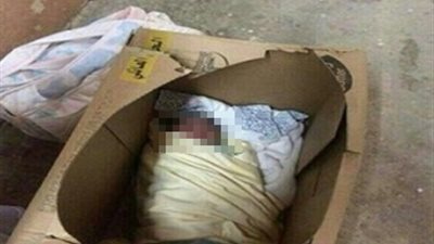 أمهات تخلصن من «لحمهن».. سيدة تعرض ابنها للبيع على الإنترنت.. وربة منزل تتخلى عن طفلها بعد إصابته في حادث.. أم تركها ابنها في الشارع لرغبتها في الزواج.. والمؤبد ينتظر بعضهن