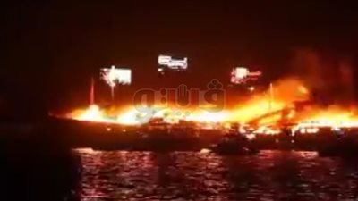 «الإنقاذ البحرى»: انفجار تنكات الوقود وراء حريق مركب الغردقة (صور)