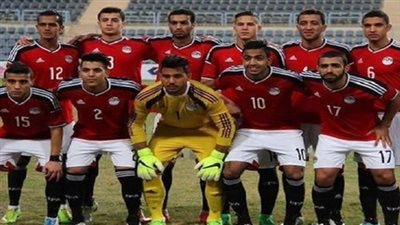 أوليمبي الفراعنة بالزي التقليدي في ودية الكاميرون