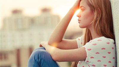 دراسة: فتاة من بين كل 10 مراهقات تحال للرعاية النفسية المتخصصة