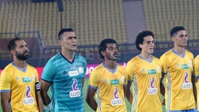 تعرف على شروط «الإسماعيلي» لإنهاء أزمة عصام الحضري