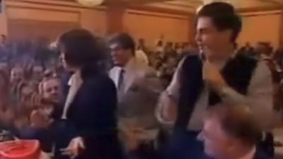 عمرو دياب يغني «حرمت أحبك» مع وردة في فيديو نادر