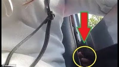 لحظة تحرش رجل بفتاة داخل «أتوبيس» (فيديو وصور)