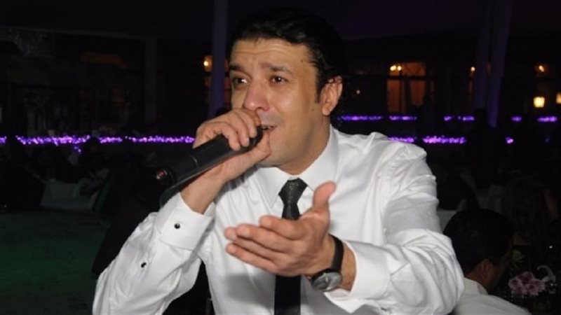 نقيب الموسيقيين مصطفى