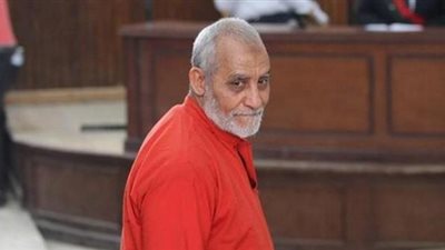 بدء محاكمة بديع و92 أخرين في «أحداث بنى سويف»