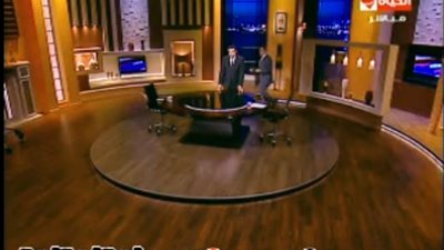 بالفيديو.. «باسم يوسف» يفاجئ جمهور «بوضوح» على طريقته