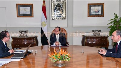 بالصور.. السيسي يؤكد دعم الدولة لقطاع الاتصالات وتكنولوجيا المعلومات