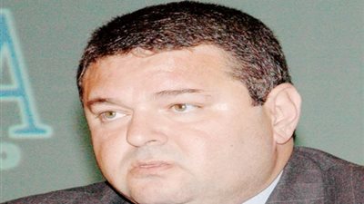 هشام توفيق: وضع ضوابط إجازة للمحللين الماليين «قرار جيد»