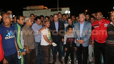 بالصور.. وزير الرياضة يلتقي لاعبي المصري وجنوب سيناء بشرم الشيخ
