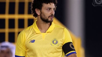 حسام غالي يصل مع بعثة النصر إلى القيصومة لمواجهة الباطن