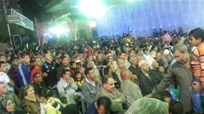 بالفيديو والصور.. أهالي قرية «عليم» بالشرقية يستقبلون «سويلم» بأغنية «بنحبك ياثروت»