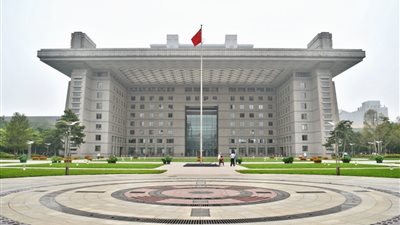 الصين تصدر روبوتا رباعي الأرجل قادرا على الجري وصعود الأدراج