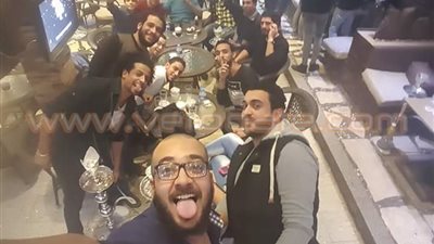 بالصور.. «شارع 3» يحتفل بعيد ميلاد مدير الأعمال «محمد مجدي»