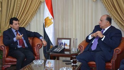 وزير الرياضة يلتقي رئيس نادي الاتحاد السكندري