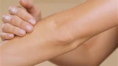 الشوفان وزيت اللوز يخلصك من الأماكن الداكنة في الجسم