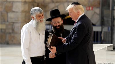 تحذيرات عربية لـ«ترامب» من الاعتراف بالقدس عاصمة لإسرائيل.. أبو الغيط: القرار الأمريكي يعزز التطرف ويهدد استقرار الشرق الأوسط.. والأردن: يثير غضب العالمين العربي والإسلامي