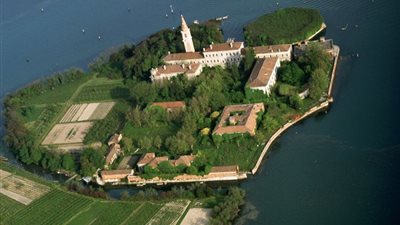 «بوفيجليا».. أكثر الجزر رعبا لا يسمح بدخولها