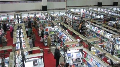 في ندوة بـ«معرض الكتاب».. خبير بالشئون الإسرائيلية: تواجد إيران في إثيوبيا أكبر من «تل أبيب».. أستاذ علوم سياسية: عمرو موسى سبب تراجع دور مصر في القارة السمراء.. وواشنطن تشجع على ت