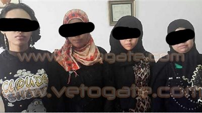 القبض على محام وسيدة تزعما شبكة لتزويج القاصرات للأثرياء العرب بالمهندسين‏.. المتهم دوره كتابة عقد الزواج العرفي.. والزعيمة تزوج البكر بـ30 ألف جنيه في الأسبوع والساقطات بألفي جنيه في الليلة