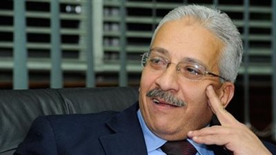 علام: عدلي منصور يستمع إلى أم كلثوم وعبد الوهاب