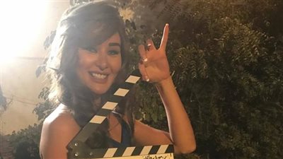 «جلوكوز» أول بطولة لـ«نور الكاديكي» في السينما (صور)