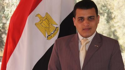 ضبط ميكانيكي حول ورشته لتخزين السيارات المسروقة بالشرقية