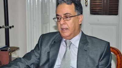 الربيع يدعو إلى الترويج للمنتجات العربية لدعم اقتصاديات المنطقة