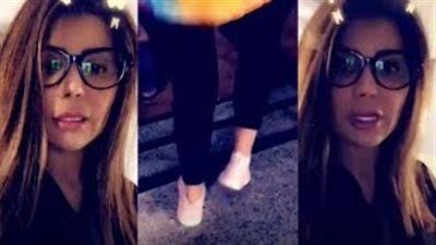 رد فعل غاضب لفنانة كويتية تعرضت ابنتها لإصابة مؤلمة (فيديو)