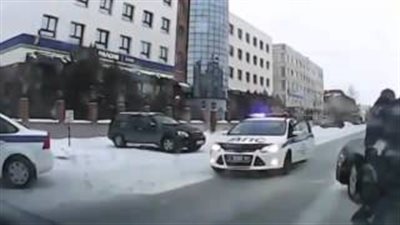 بالفيديو.. مطاردة للشرطة تنتهي بحادث تصادم