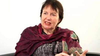 مبعوث الاتحاد الأوروبي للسلام في الشرق الأوسط تصل مطار القاهرة