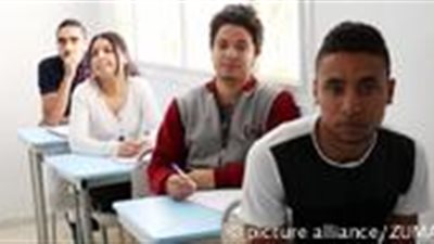 طلاب تونسيون: طريقنا إلى «الفردوس الألماني» يصطدم بـ«الوسطاء»