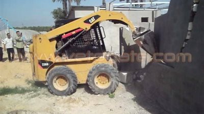 إزالة تعديات بالقنطرة غرب الإسماعيلية