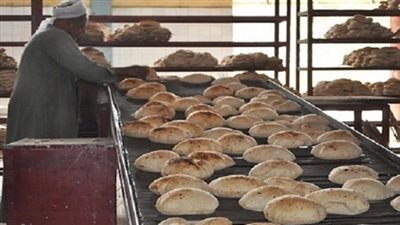 إزالة تعديات 3 مخابز ومعاقبة مسئول النظافة بالساحل