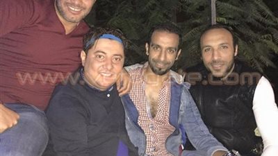 بالصور.. نجما الزمالك يحتفلان بعيد ميلاد أيمن عبد العزيز