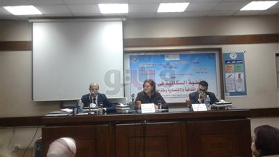 عميد «اقتصاد القاهرة»: ارتفاع معدل النمو السكاني في مصر لـ2.56%