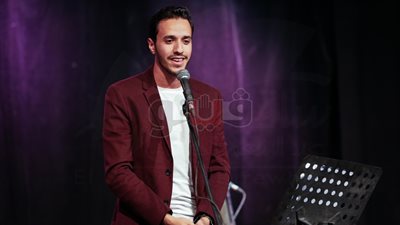 أحمد حسن يتألق بحفل شعري في ساقية الصاوي