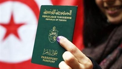 الكويت تمنع نساء 3 دول عربية من دخول البلاد بدون محرم