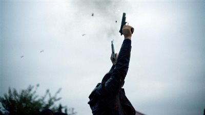 فرح يتحول لجنازة بعد مقتل طفل وعامل بالخطأ في سوهاج