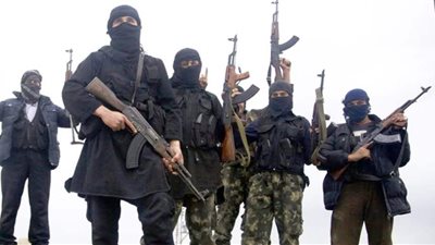 داعش يعتزم نقل عدد من عناصره بسوريا إلى داخل العراق