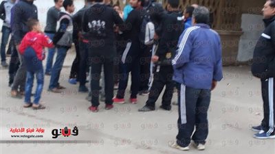 بالصور جماهير المحلة تعتدي على مدرب حراس المرمى