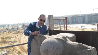 تفاصيل نقل تمثال رمسيس الثاني لقاعة عرض افتتاح المتحف الكبير الجزئي