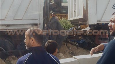 بالصور.. مصرع 3 أشخاص في حادث تصادم بطريق الإسماعيلية الزراعي