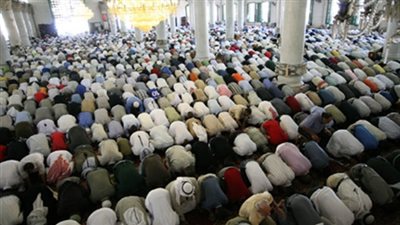 خطيب مسجد الحق بسوهاج: مقاريض من نار جزاء خطباء الفتن يوم القيامة